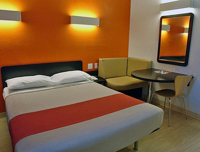 Motel 6 Airdrie Eksteriør bilde